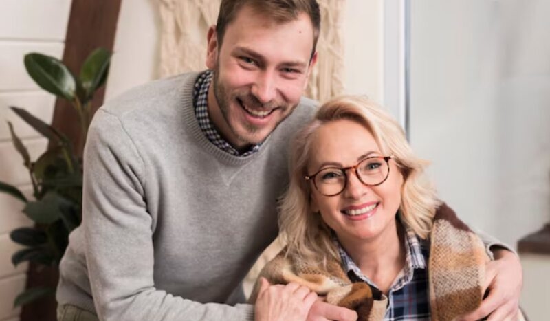 Moja najlepsza przyjaciółka zabierała mojego autystycznego syna za każdym razem do tej samej restauracji – w jego 18. urodziny kelnerka w końcu powiedziała mi, co tak naprawdę tam robili