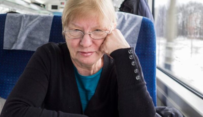 Moja babcia upierała się, by lecieć klasą ekonomiczną zamiast pierwszą – a potem dowiedziałem się, dlaczego pilot chciał się z nią zobaczyć.