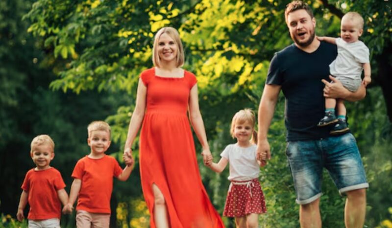 Po urodzeniu czterech córek mój mąż w końcu doczekał się syna, o którym tak długo marzył – ale kiedy po raz pierwszy trzymał na rękach naszego nowonarodzonego chłopca, jego słowa sprawiły, że poczułam ucisk w żołądku